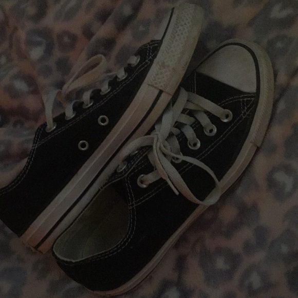 Converse 🖤 - Picture 4 of 5